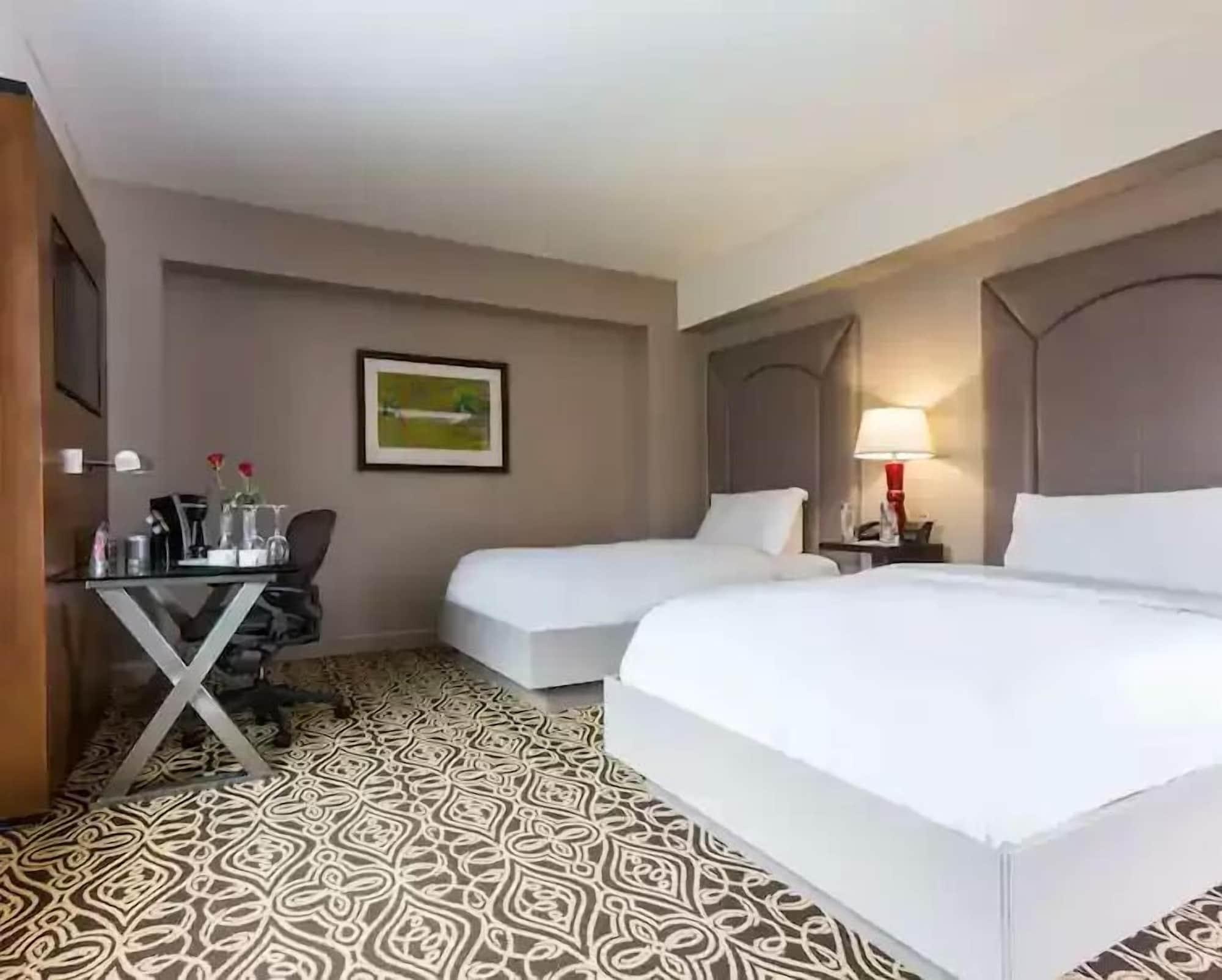 The Sam Houston Hotel, Curio Collection By Hilton Εξωτερικό φωτογραφία